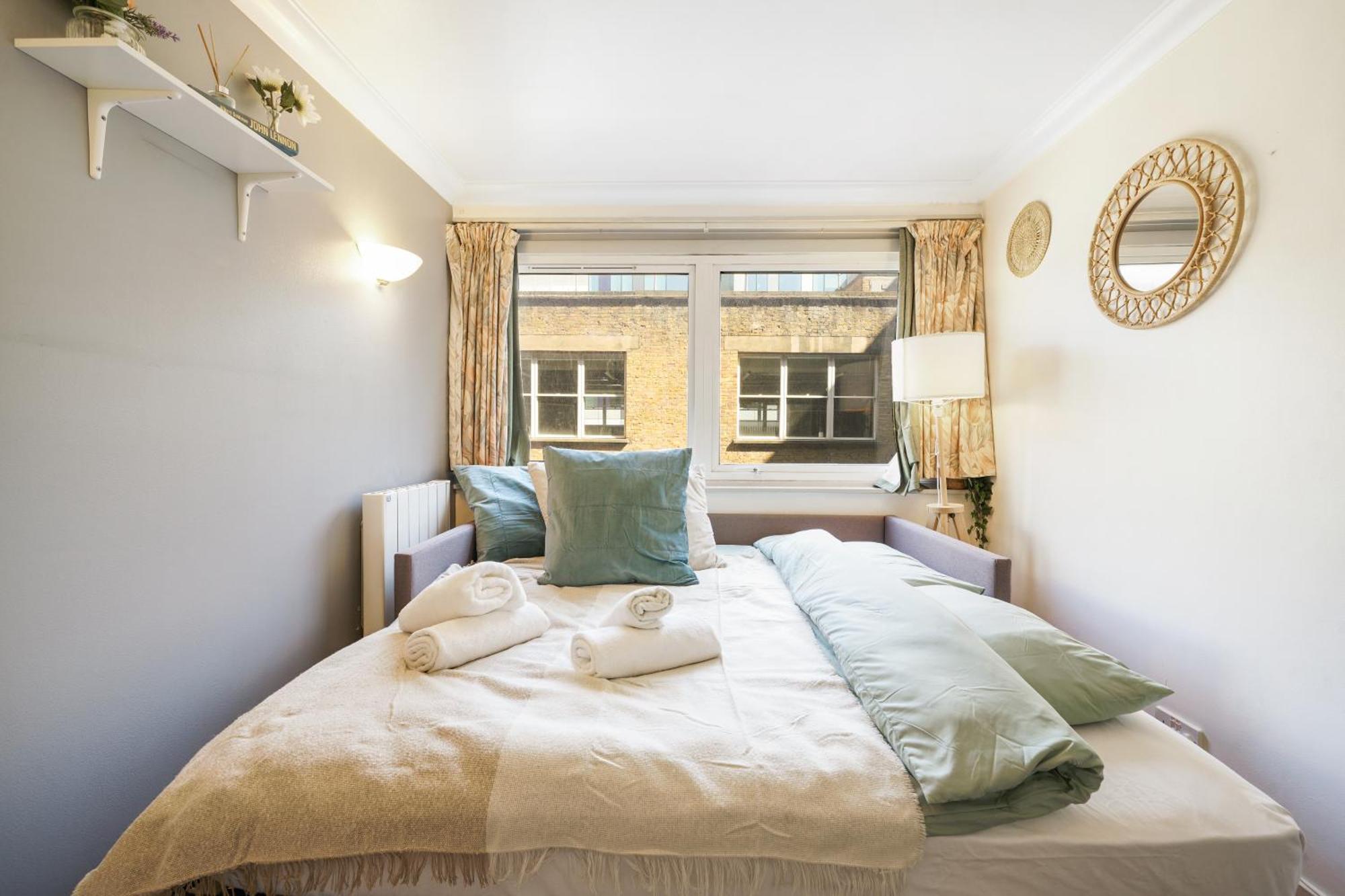 Modern In Fitzrovia By Keyhol Short Let Apartment